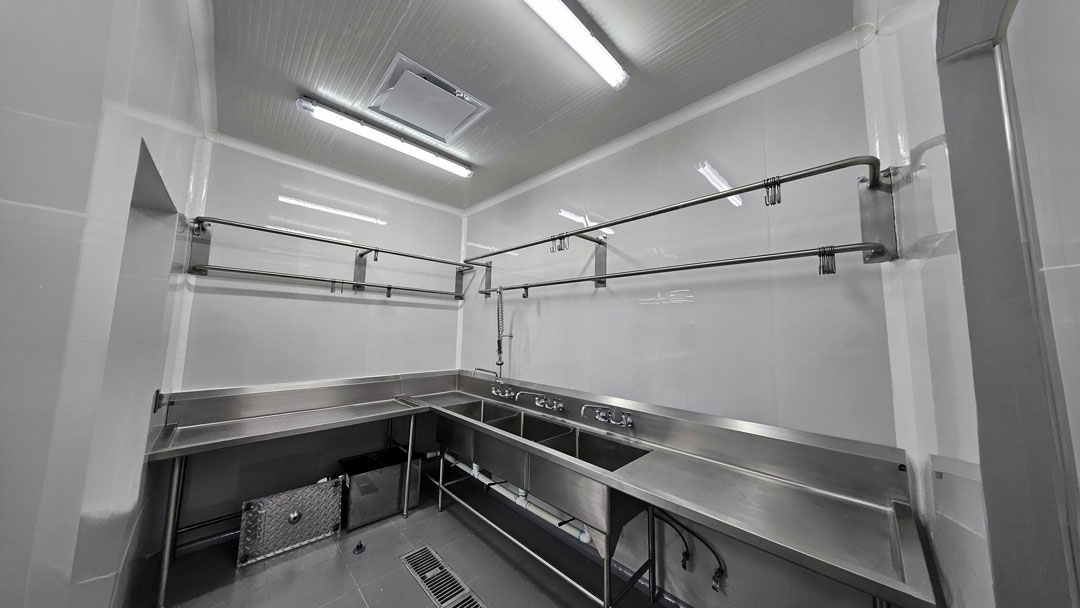 Can-My-Existing-Crew-Install-Rigid-PVC-Sanitary-Coving